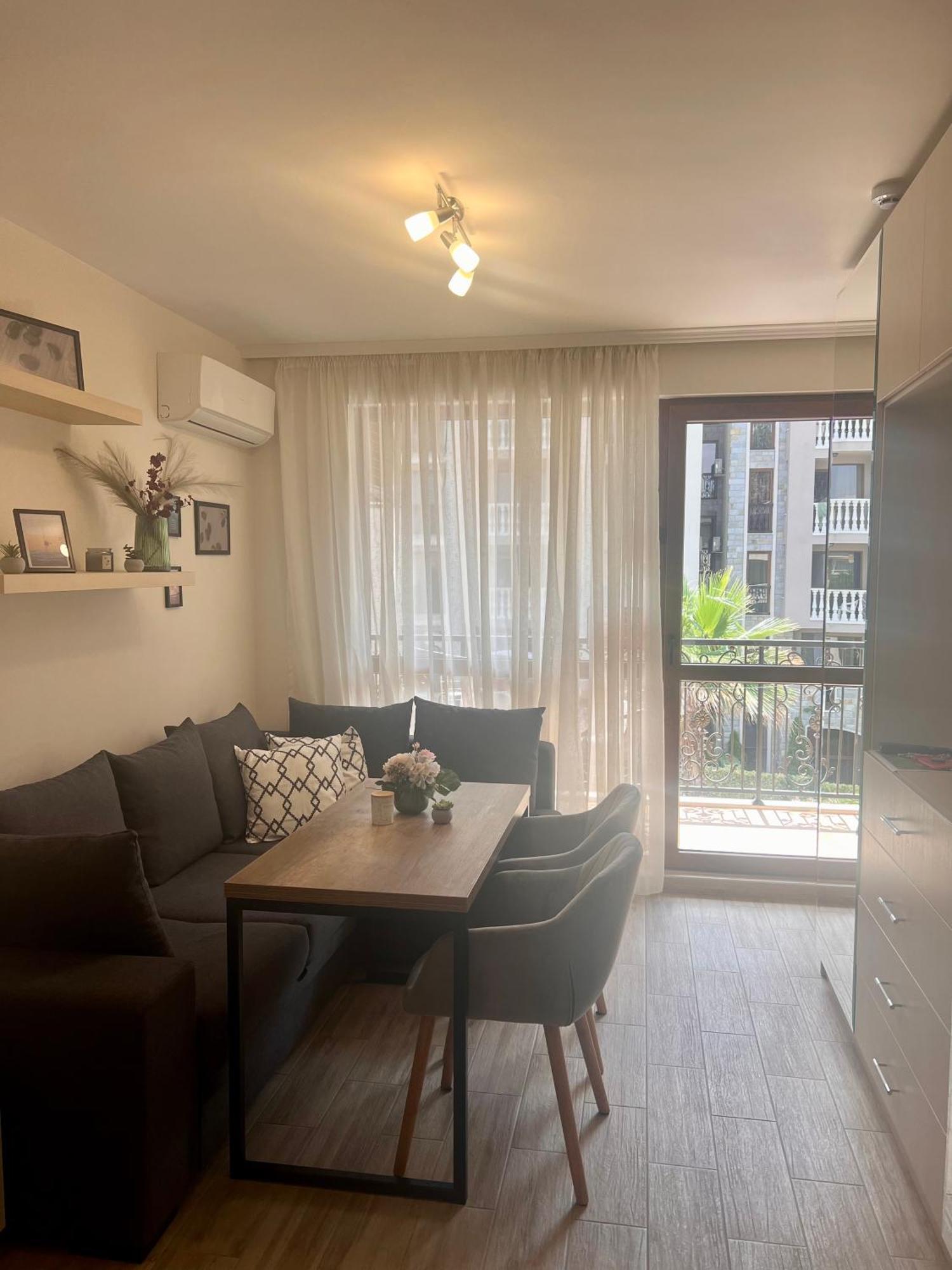 Wonderful Deluxe Appartement In Cascadas Family Resort Pantai Sunny Bagian luar foto